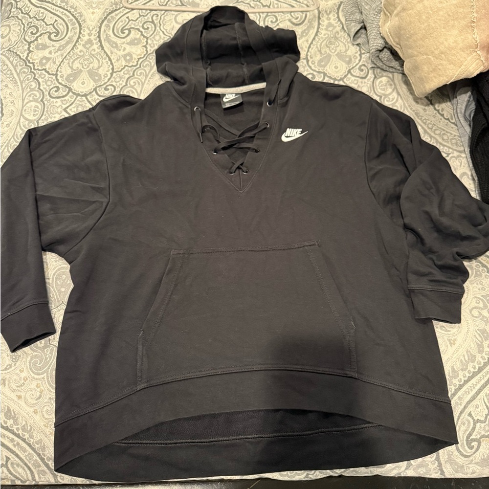 Nike Black Hoodie Sweatshirt